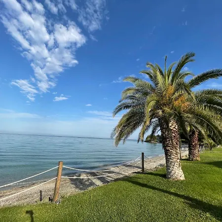 Seafront Family Poseidon Apartamento Skála Foúrkas