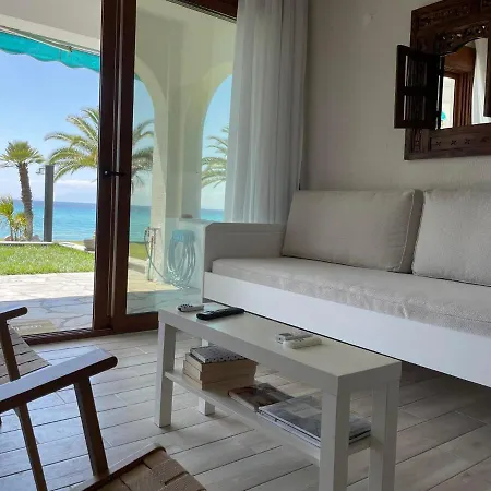 Seafront Family Poseidon Appartamento *